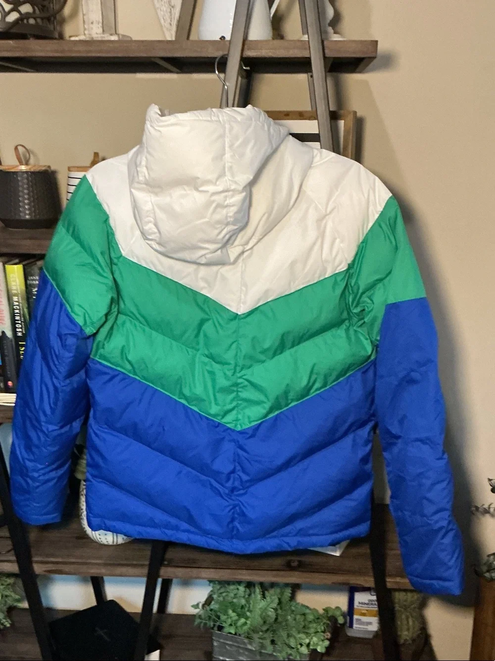 Nike Kids Colorblock Puffer Jacket in White, Green & Blue Size XL